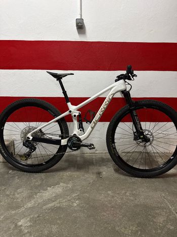 Used Berria Berria Custom SRAM GX Eagle AXS 2021 MTB