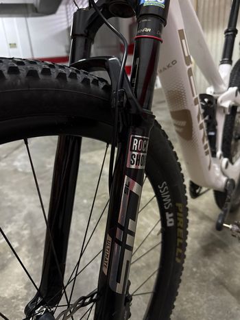 Used Berria Berria Custom SRAM GX Eagle AXS 2021 Mountainbike, White — image 4 of 6