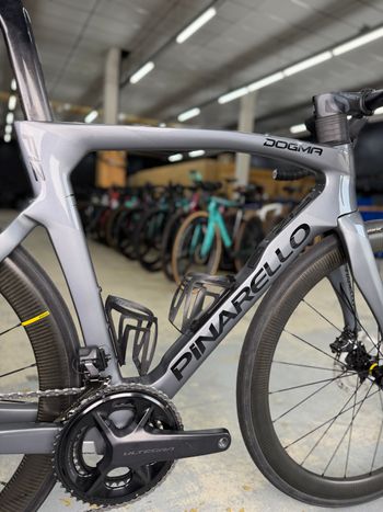 Used Pinarello Dogma F12 Di2 Carbon 2023 Road & Gravel, Light Gray — image 13 of 24
