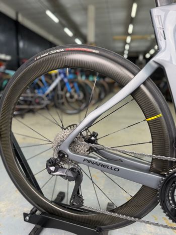 Used Pinarello Dogma F12 Di2 Carbon 2023 Road & Gravel, Light Gray — image 10 of 24