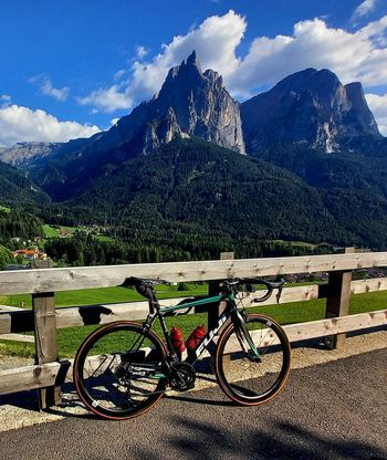 Used Fuji SL Team Replica 2018 2018 Road & Gravel, Grün — image 9 of 9