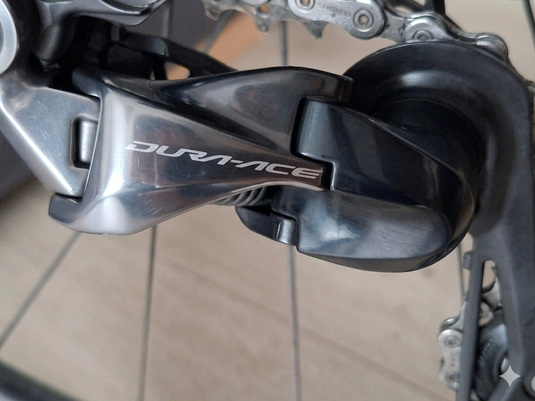 Used Fuji SL Team Replica 2018 2018 Road & Gravel, Grün — image 5 of 9
