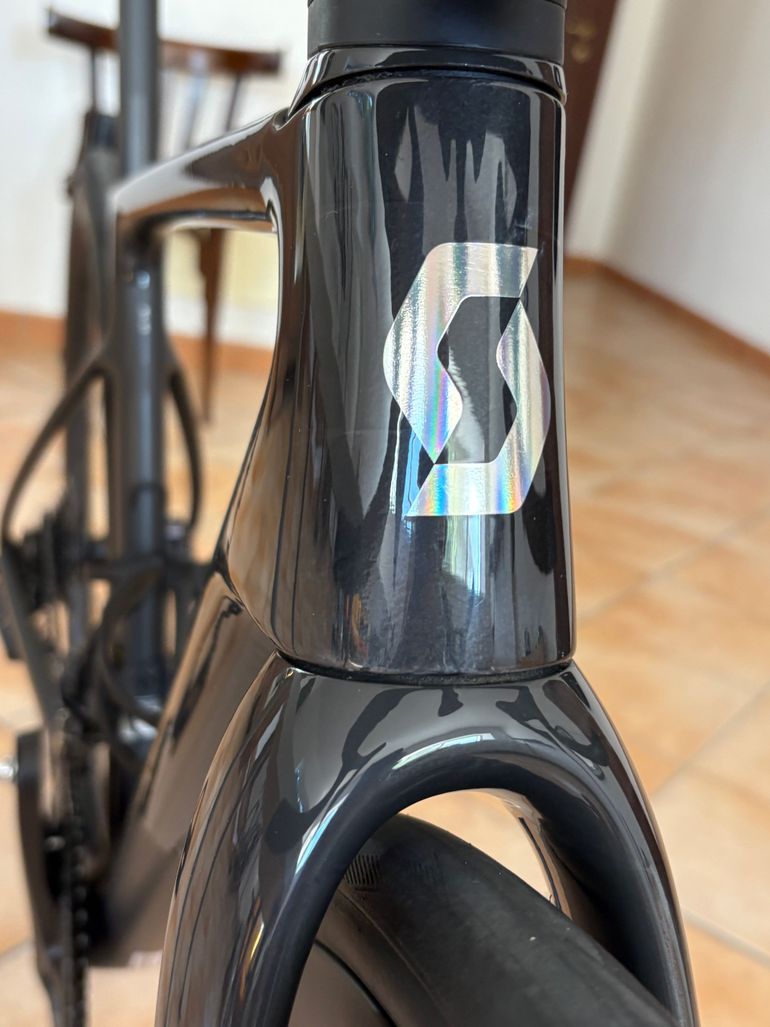 Used Scott Addict 20 2026 2026 Road & Gravel, Black — image 7 of 18