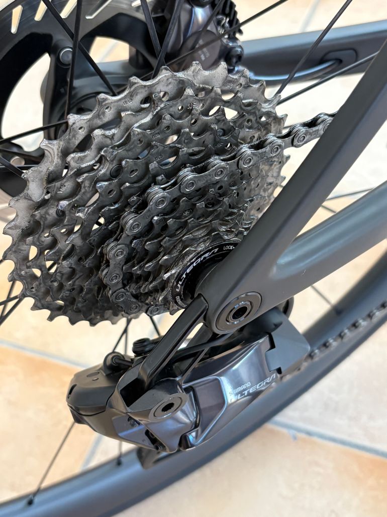 Used Scott Addict 20 2026 2026 Road & Gravel, Black — image 6 of 18