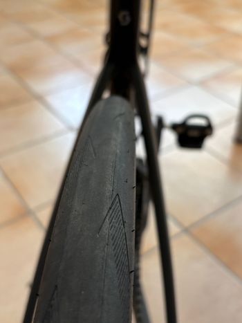 Used Scott Addict 20 2026 2026 Road & Gravel, Black — image 3 of 18