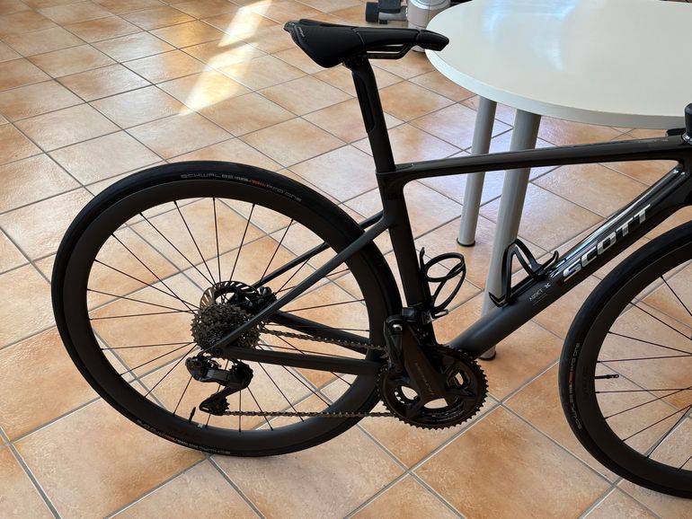 Used Scott Addict 20 2026 2026 Road & Gravel, Black — image 16 of 18