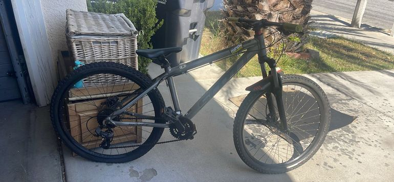 Used Scott Roxter 26 disc 2021 2021 Mountainbike, Light Gray, 26 — image 1 of 4