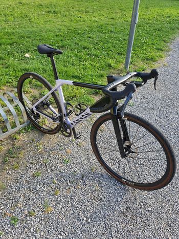 Used Canyon Grail CF SL 8 2025 2025 Road & Gravel — image 9 of 12
