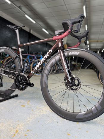 Used Specialized S-Works Tarmac SL8 - Shimano Dura-Ace Di2 2024 2024 Road & Gravel, Black — image 3 of 24