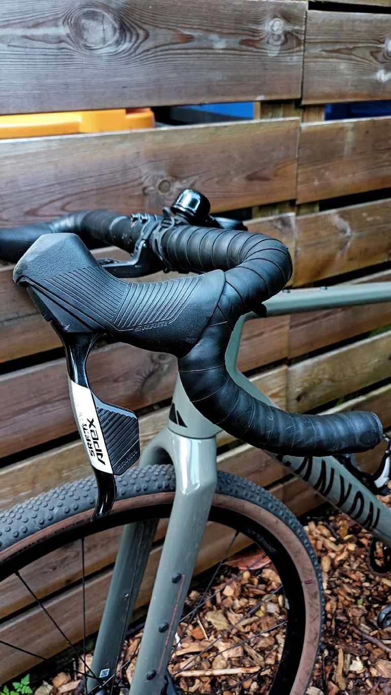 Used Canyon Grizl CF SL 6 AXS 2024 2024 Road & Gravel, Green — image 9 of 14