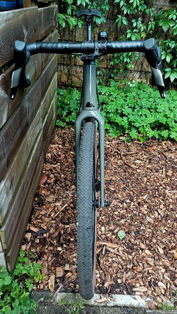 Used Canyon Grizl CF SL 6 AXS 2024 2024 Road & Gravel, Green — image 8 of 14