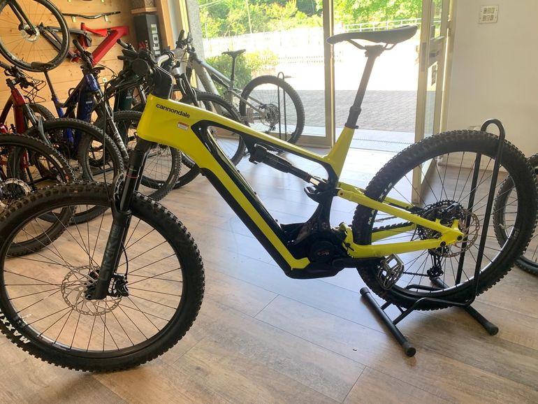Used Cannondale Moterra Neo Carbon 2 2025 2025 Mountainbike — image 2 of 4