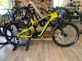 Used Cannondale Moterra Neo Carbon 2 2025 2025 MTB