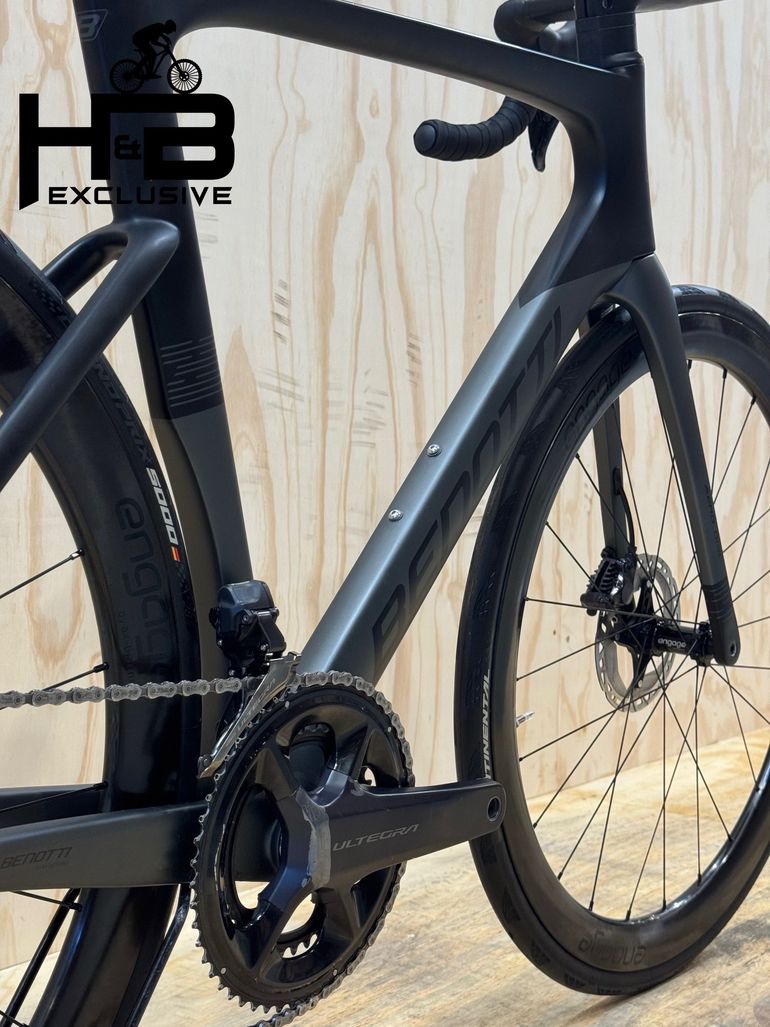 Used Benotti Fuoco Aero Disc Carbon Shimano Ultegra Di2 2022 Road & Gravel, Black — image 9 of 11