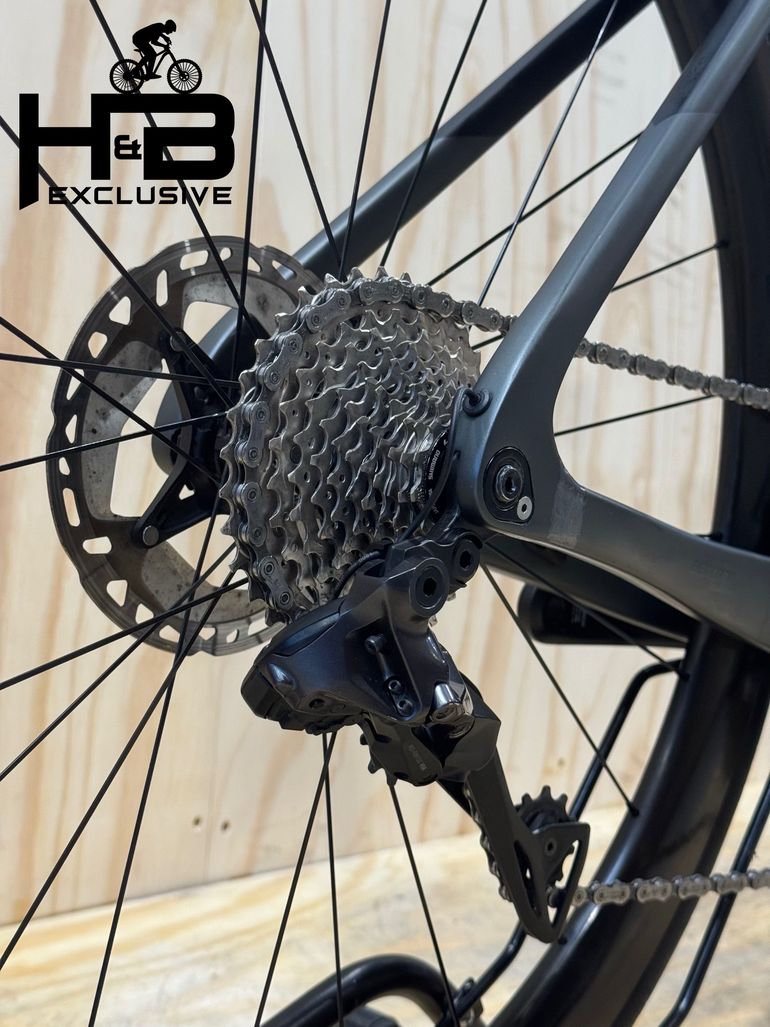 Used Benotti Fuoco Aero Disc Carbon Shimano Ultegra Di2 2022 Road & Gravel, Black — image 11 of 11
