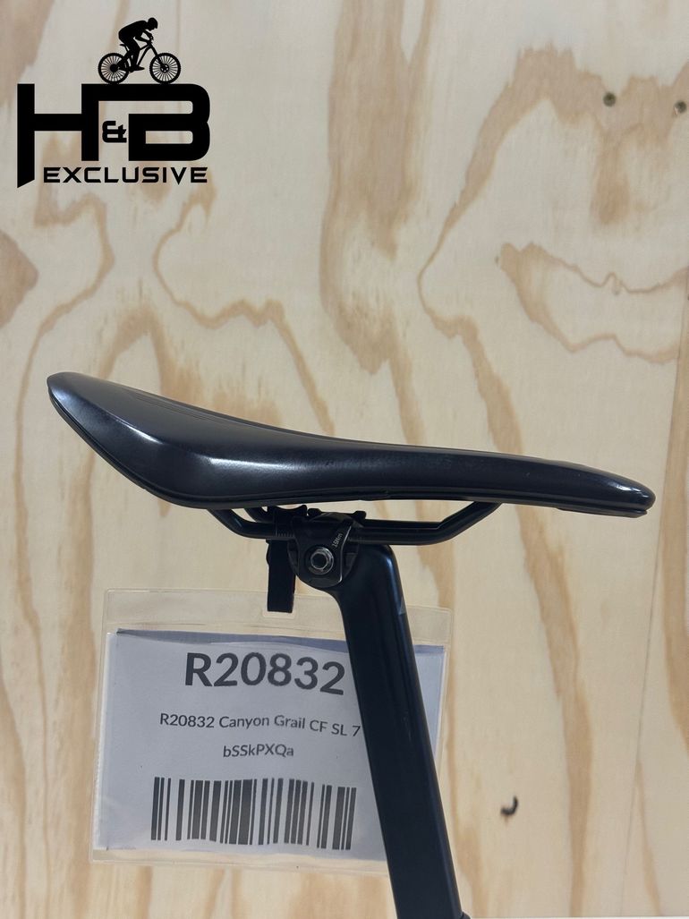 Used Canyon Grail CF SL 7 Carbon Shimano GRX 2024 Road & Gravel, Black — image 7 of 10