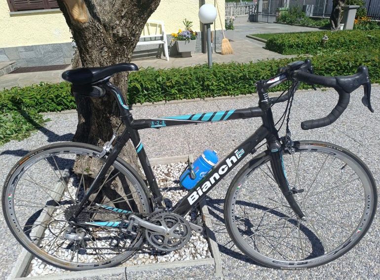 Used Bianchi Nirone Shimano Sora 2012 Road & Gravel — image 1 of 5
