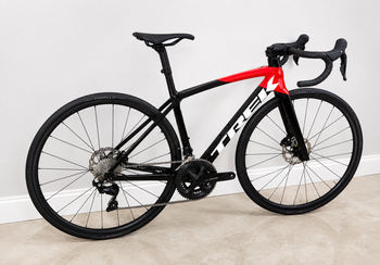 Used Trek Émonda SL 5 Disc 2022 2022 Road & Gravel, Black — image 2 of 16