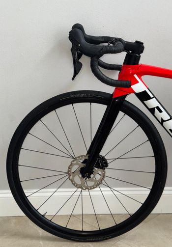 Used Trek Émonda SL 5 Disc 2022 2022 Road & Gravel, Black — image 8 of 16