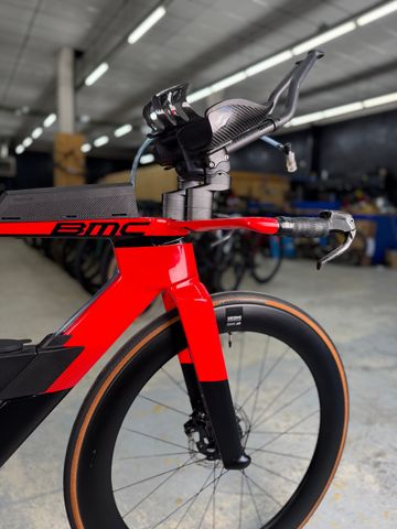 Used BMC Speedmachine 01 TWO 2024 2024 Road & Gravel, Red — image 9 of 29