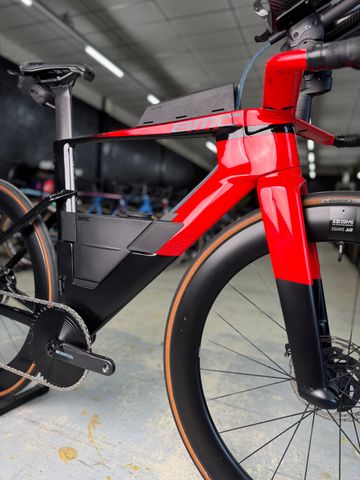 Used BMC Speedmachine 01 TWO 2024 2024 Road & Gravel, Red — image 4 of 29