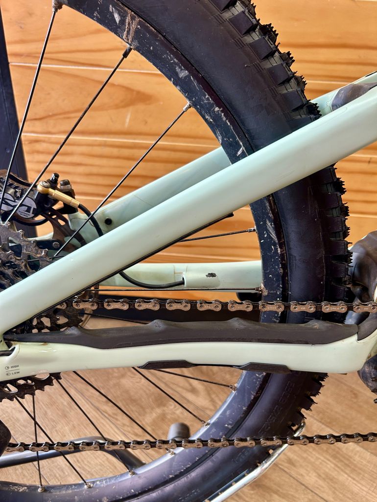 Used Specialized Turbo Levo 3 Comp Carbon 2023 2023 Mountainbike, Green, 29, 27.5 — image 10 of 10