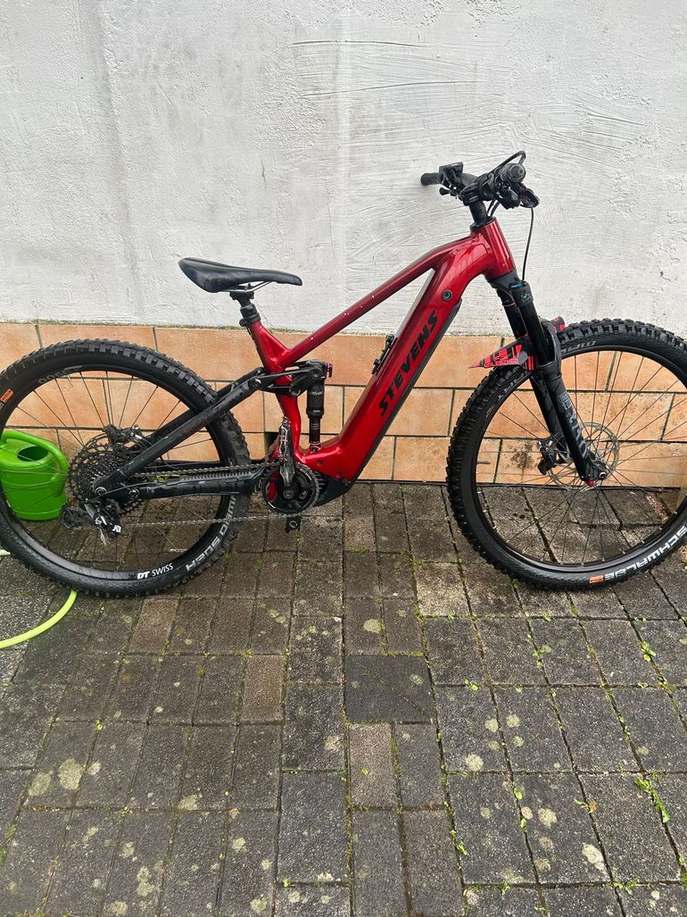 Used Stevens E-Inception AM 7.6.1 GTF 2022 2022 Mountainbike, Rot, 29, 27.5 — image 1 of 5