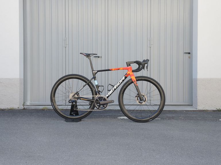 Tweedehands Merida Scultura Shimano Ultegra Di2 (12 Speed) 2023 Road & Gravel — afbeelding 1 van 5