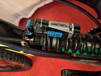 Used Devinci Devinci WLSN 2018 Mountainbike, Black — image 29 of 38