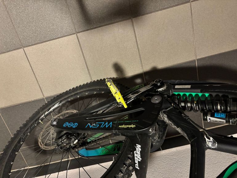 Used Devinci Devinci WLSN 2018 Mountainbike, Black — image 20 of 38