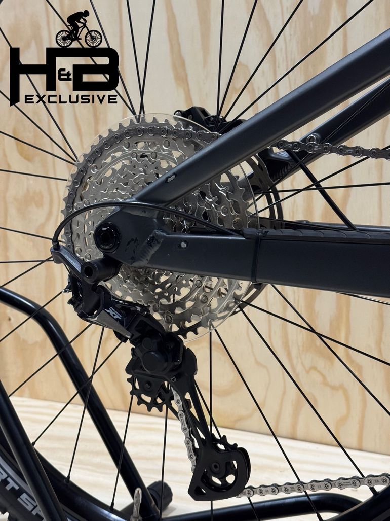 Used Focus THRON² 6.8 SHIMANO XT 2023 Mountainbike, Light Gray — image 13 of 14