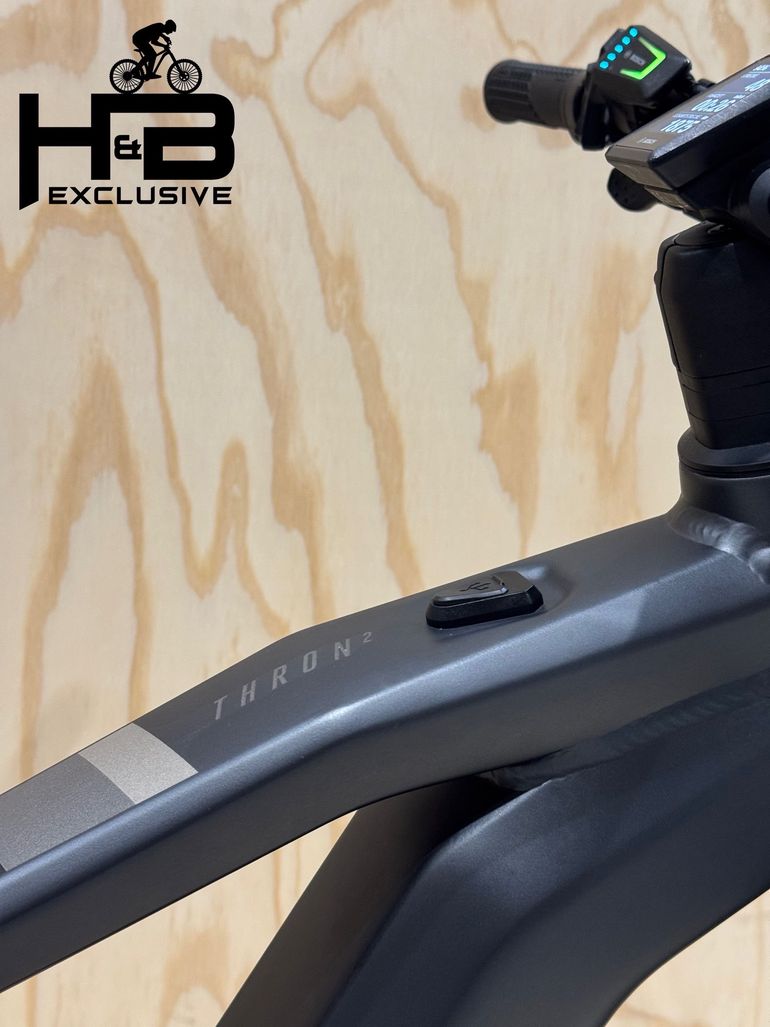 Used Focus THRON² 6.8 SHIMANO XT 2023 Mountainbike, Light Gray — image 9 of 14