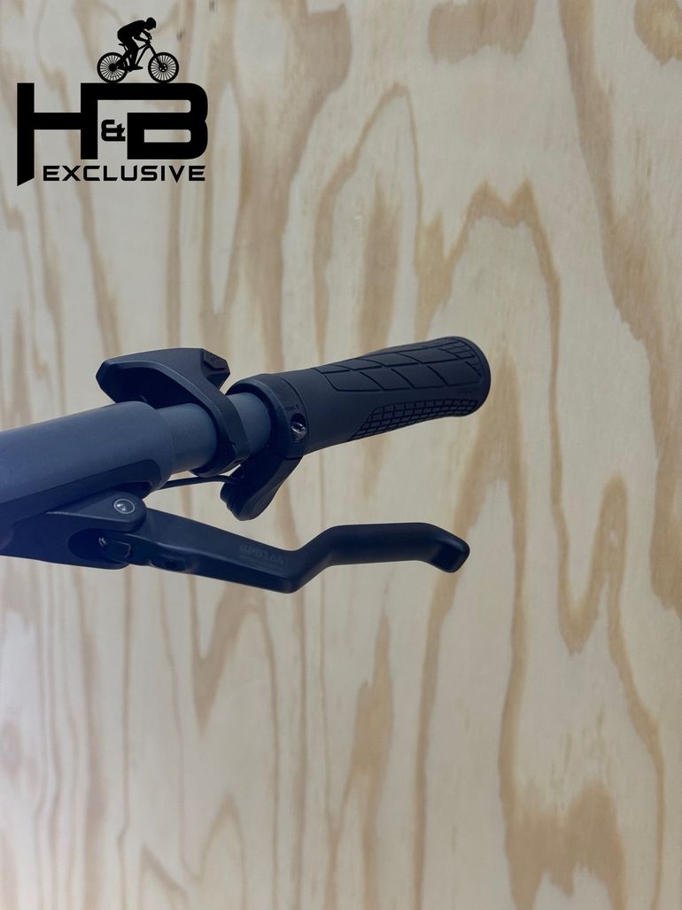 Used Canyon Precede:ON CF 9 Carbon Enviolo 2022 Urban, Hellgrau — image 7 of 13