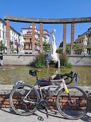 Used Cinelli Zydeco 2022 2022 Road & Gravel — image 2 of 3