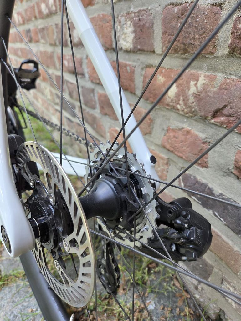 Used Bianchi Oltre Campagnolo Super Record EPS 2025 Road & Gravel, White — image 13 of 19