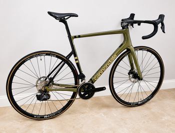 Used Cannondale SuperSix EVO Carbon Disc Rival AXS 2023 2023 Road & Gravel, Green — image 2 of 25