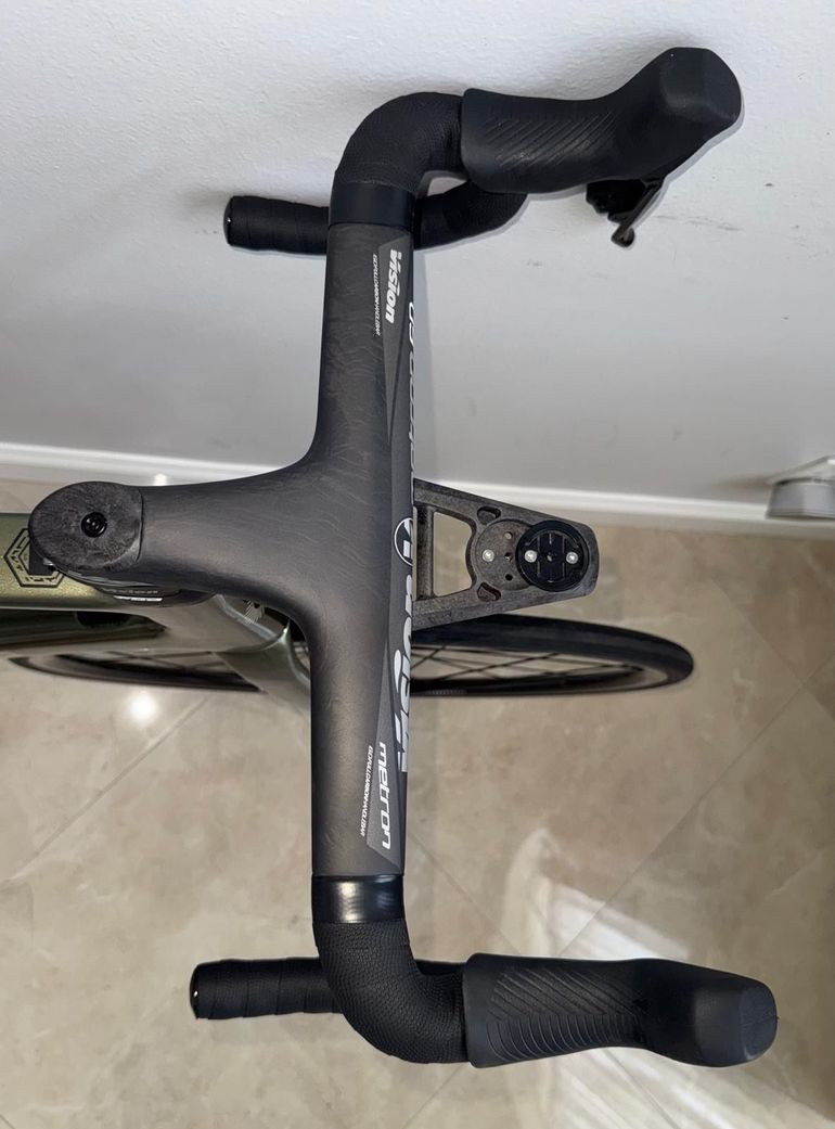 Used Cannondale SuperSix EVO Carbon Disc Rival AXS 2023 2023 Road & Gravel, Green — image 14 of 25