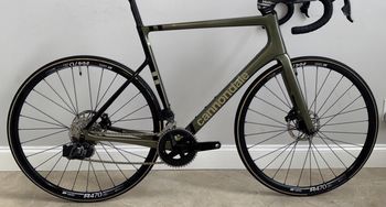 Used Cannondale SuperSix EVO Carbon Disc Rival AXS 2023 2023 Road & Gravel, Green — image 9 of 25