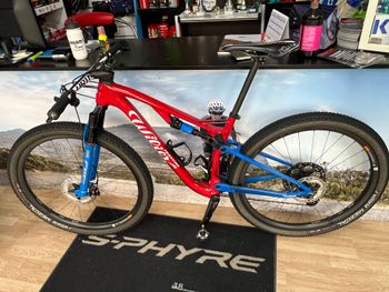 Used Wilier Urta Shimano Deore XT 2025 Mountainbike, Red — image 2 of 8