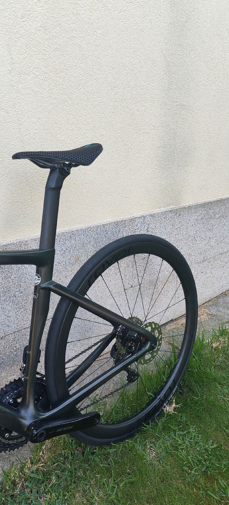 Used Specialized S-Works Tarmac SL7 - Shimano Dura-Ace Di2 2023 2023 Road & Gravel — image 7 of 8