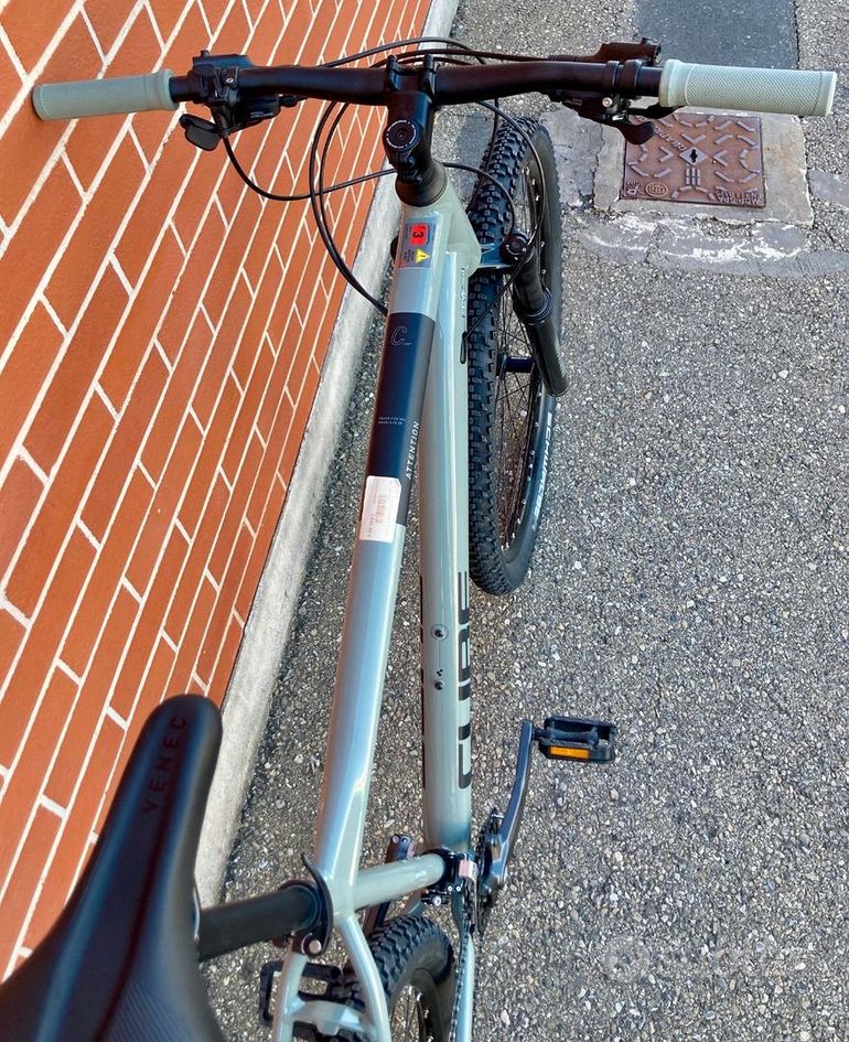Used CUBE CUBE ATTENTION  2023 2023 Mountainbike, Light Gray — image 9 of 10