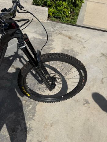 Used Trek Slash 9.8 XT 2022 2022 Mountainbike, Black, 29 — image 5 of 6