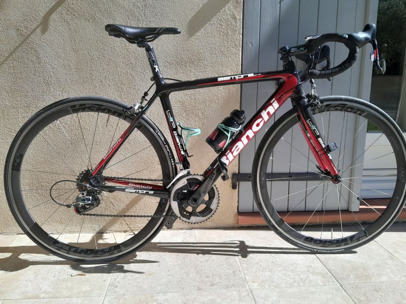 Gebrauchtes Bianchi Sempre Pro Sram Red 2013 2013 Road & Gravel, Schwarz — Bild 1 von 3