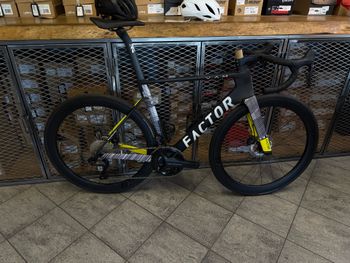 Used Factor OSTRO VAM - Shimano Ultegra 2026 2026 Road & Gravel