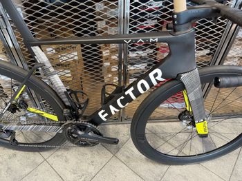 Used Factor OSTRO VAM - Shimano Ultegra 2026 2026 Road & Gravel, White — image 11 of 12
