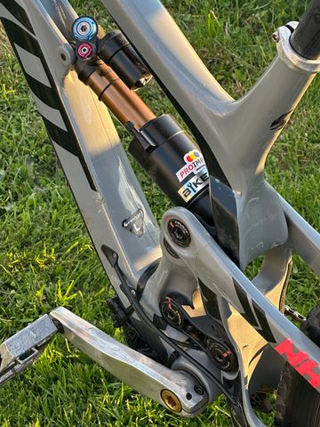 Pivot Phoenix SRAM GX 2023 Mountainbike d'occasion — image 5 sur 8