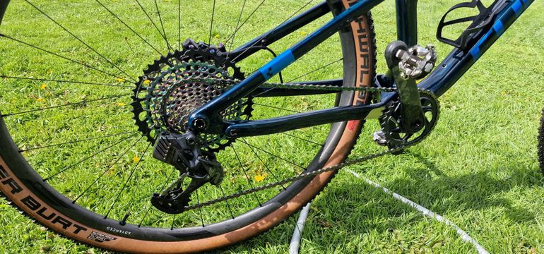 Used CUBE Ams SRAM XX1 Eagle AXS 2025 Mountainbike, Blue, 29 — image 2 of 9