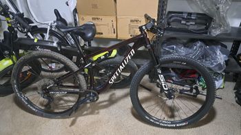 Used Specialized Epic EVO Expert 2021 2021 Mountainbike, Red, 29 — image 4 of 5
