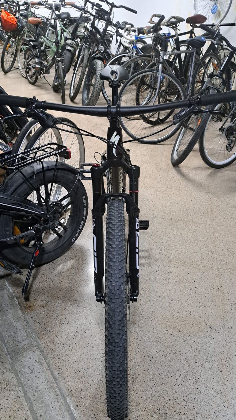 Used Specialized Epic EVO Expert 2021 2021 Mountainbike, Red, 29 — image 5 of 5