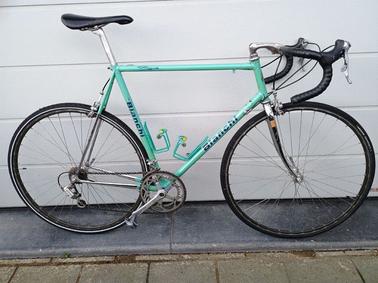 Used Bianchi Bianchi Custom Shimano Dura Ace 1995 Road & Gravel, Green — image 1 of 18